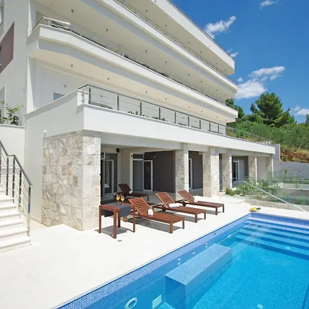 Luxury Jolara With Heated Pool Apartment Mimice