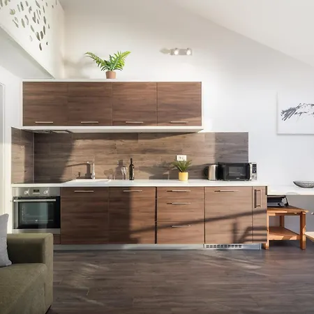 Luxury Jolara With Heated Pool Apartment *